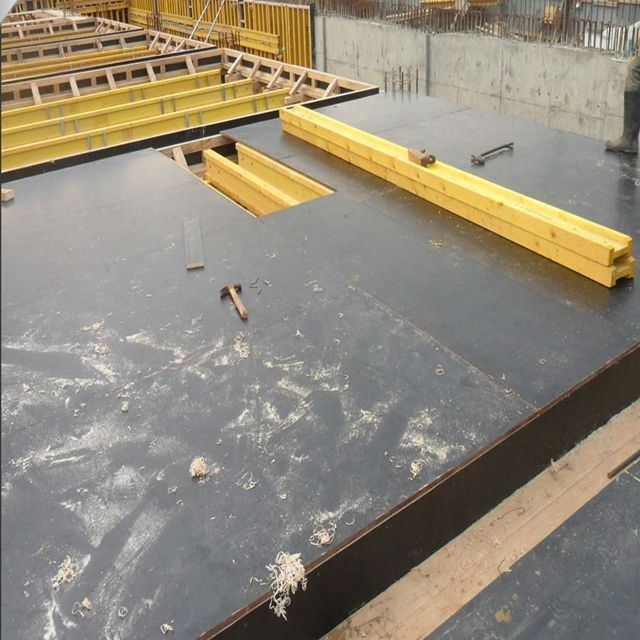 1220x2440x18mm Fenolico Film Faced Plywood