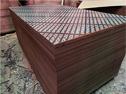1220×2440 Шперплоча обложена филмом за грађевинарство