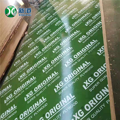 Пластична шперплоча 18мм